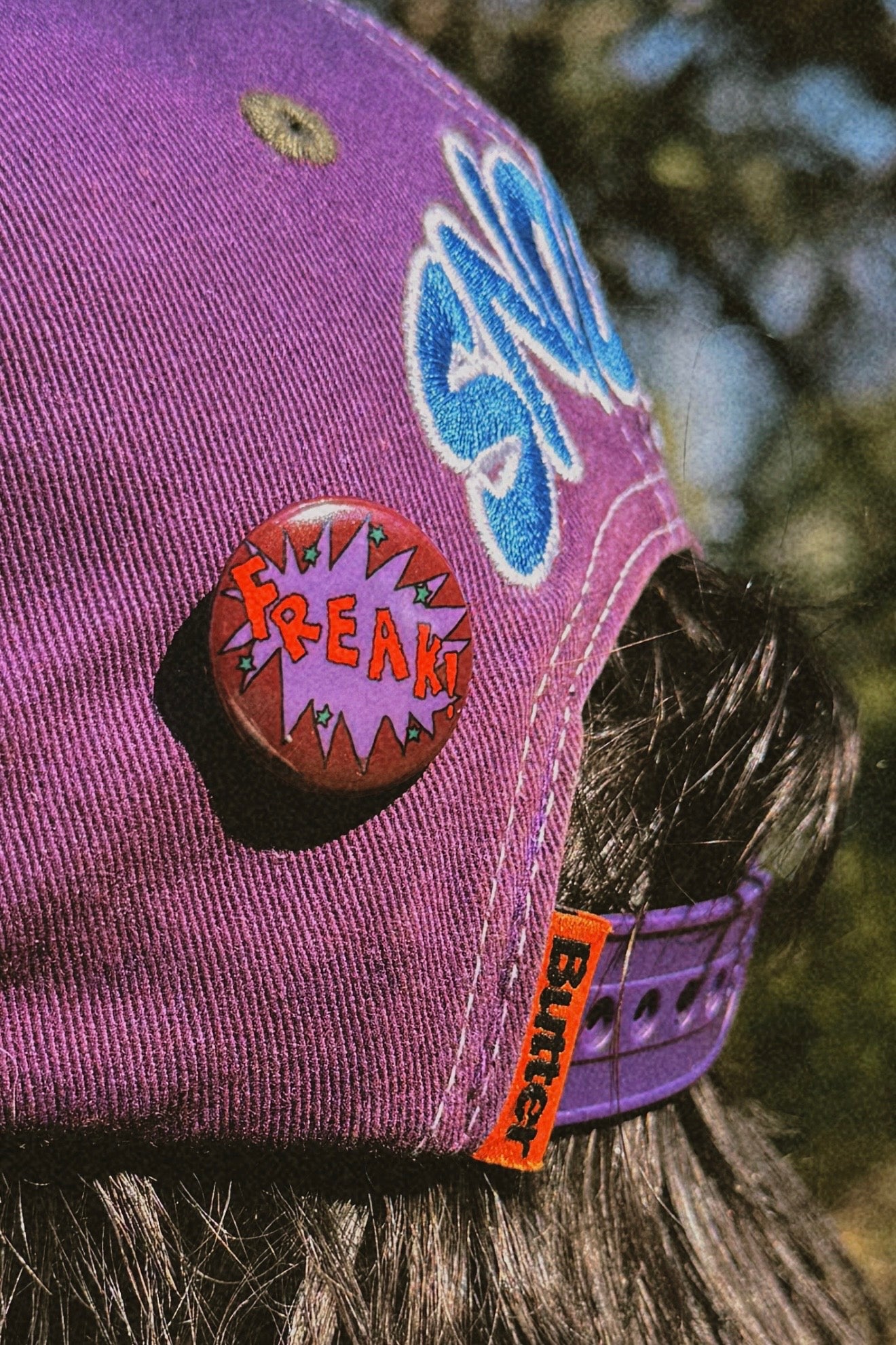 Odd Hand Badges (4 Pack)